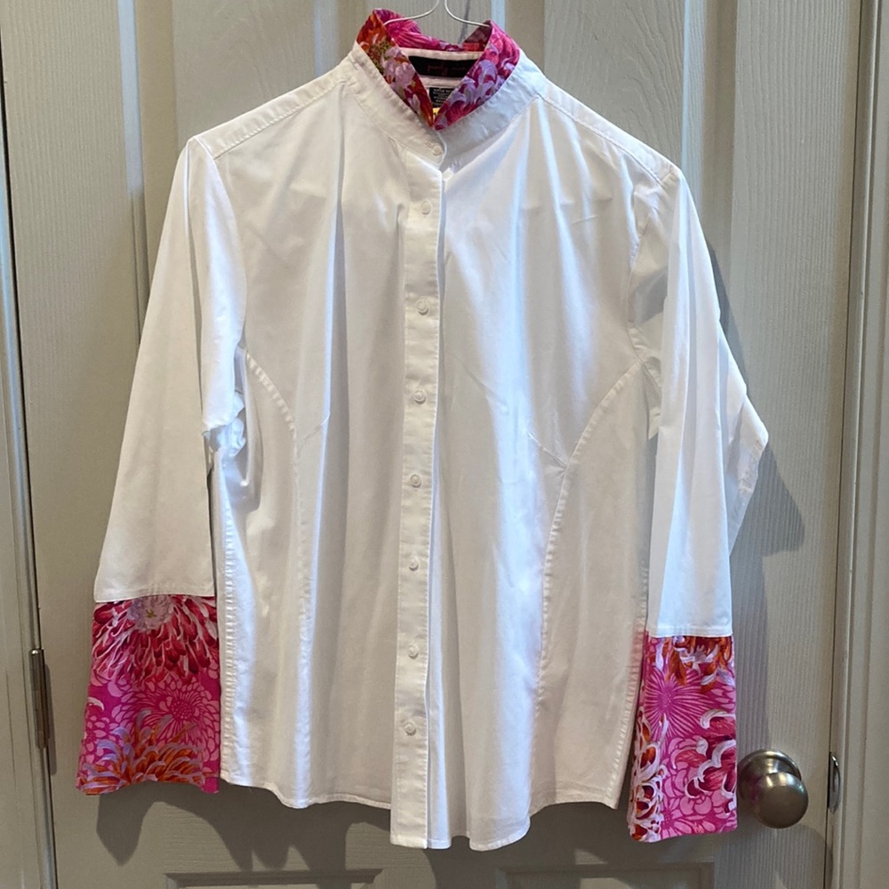 EUC Pearly Vine shirt